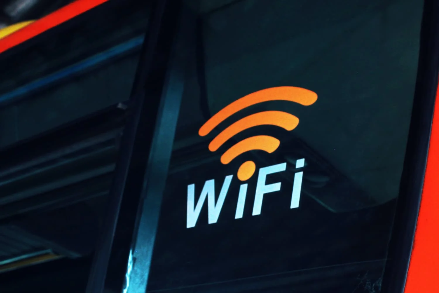 Kuinka yhdistää matkapuhelin Wi-Fi-verkkoon ilman salasanaa