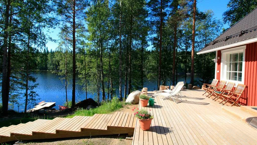 Kesä Suomessa on niin lyhyt, että viranomaiset ottivat vastaan vieraan, joka halusi nauttia rannoista: kiloja ulostetta.