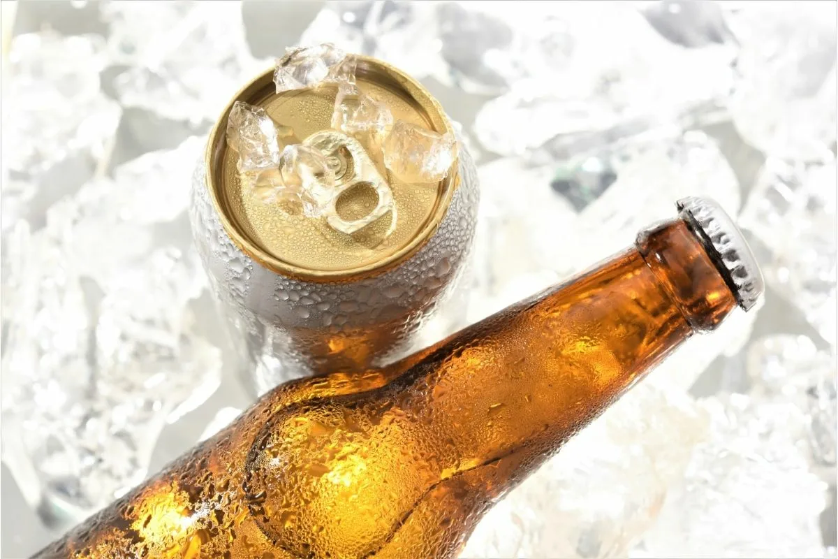 Heinekenin panimopäällikkö selventää, miten olutta ei koskaan pidä juoda: ”Se tappaa vaahdon ja laimentaa maun.”