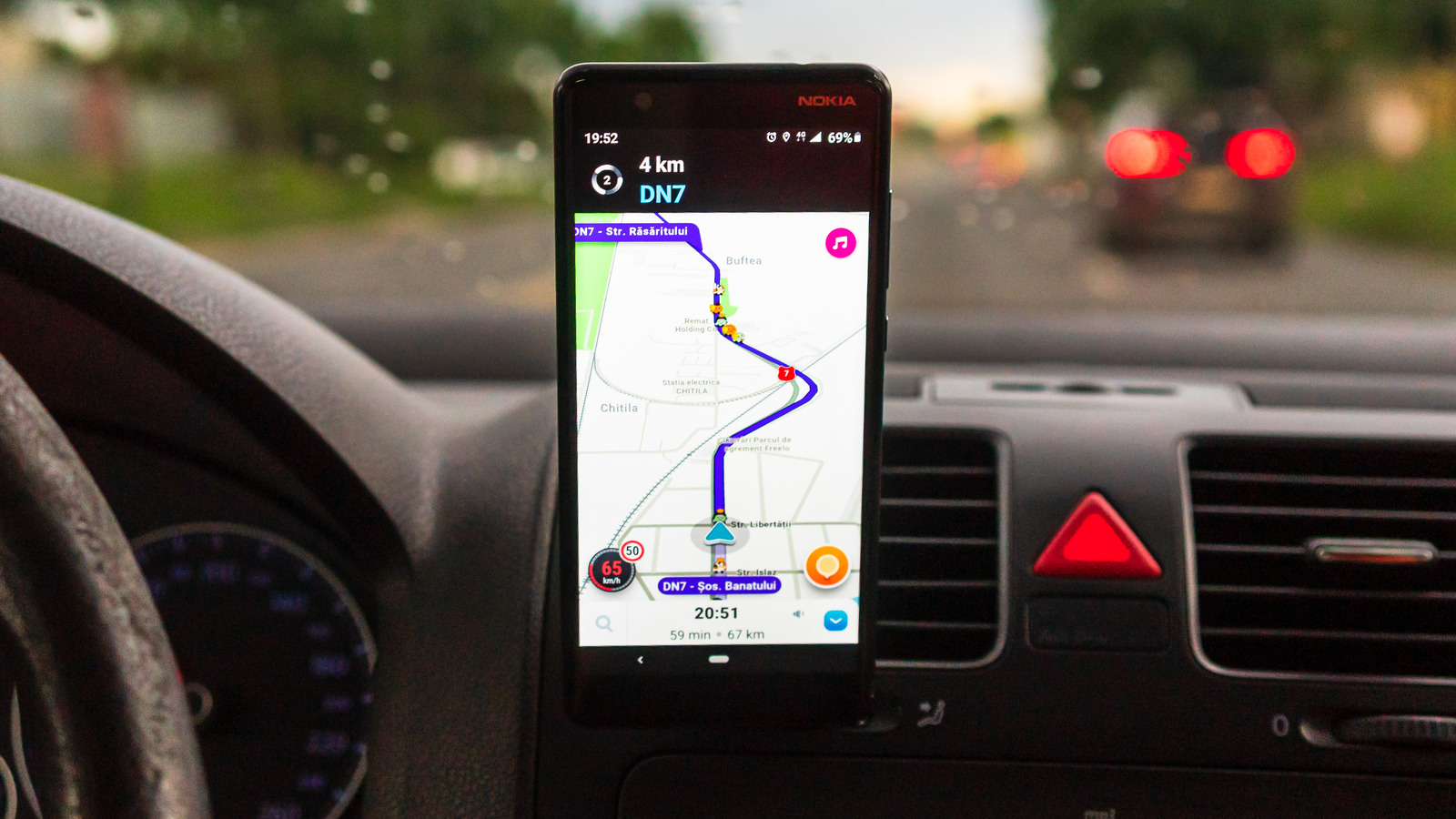 TomTom lanseeraa uuden sovelluksen, joka ei muistuta Google Mapsia eikä Wazea: parannettu navigointi, nopeusvalvontakameroiden varoitukset ja Androidille tarkoitettu eksklusiivinen ominaisuus