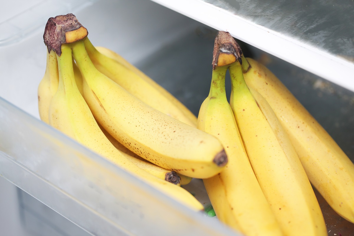 Ei jääkaappia eikä alumiinifoliota: tutkijat ovat löytäneet tavan pitää banaanit keltaisina