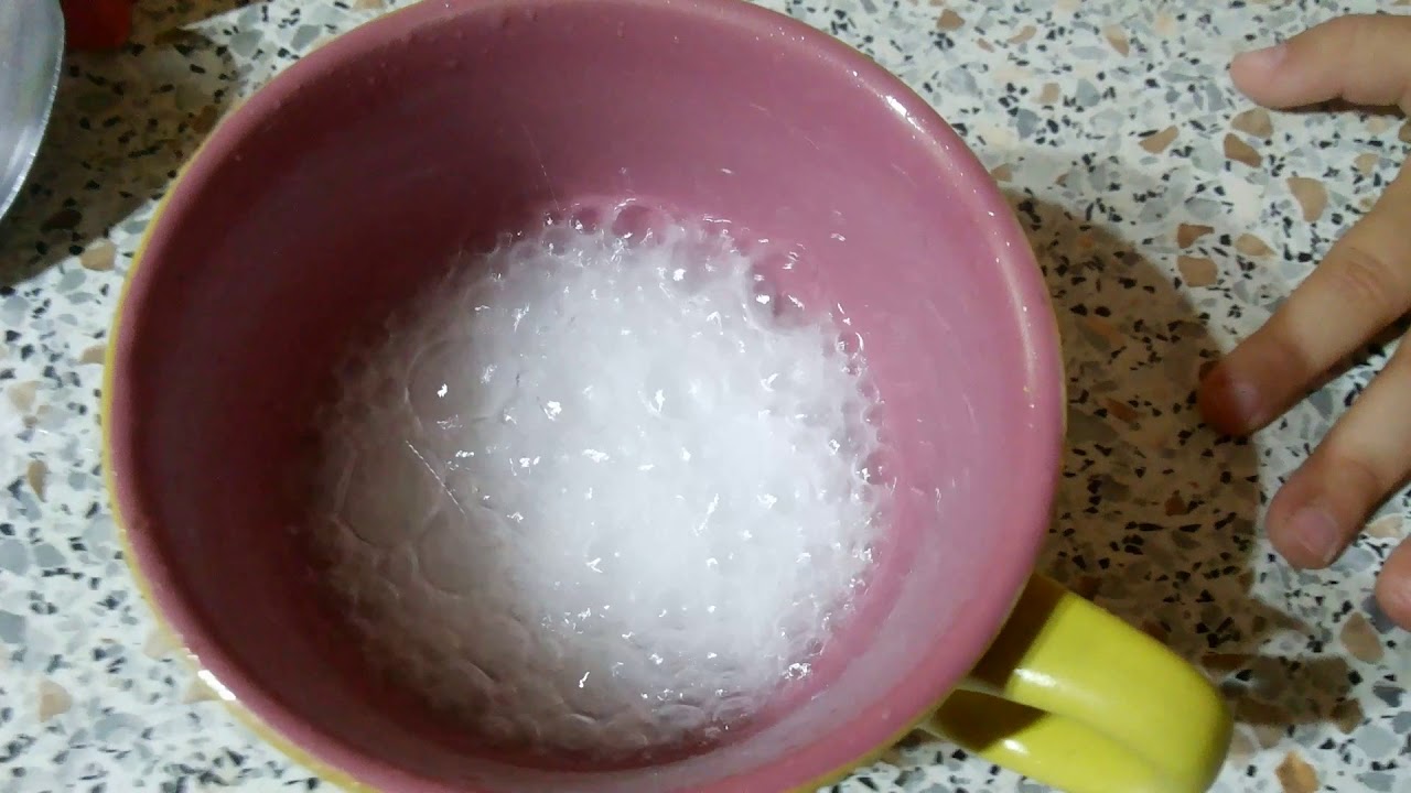 Miksi etikka ja sokeri tulisi sekoittaa lasissa: mitä se tarkoittaa?