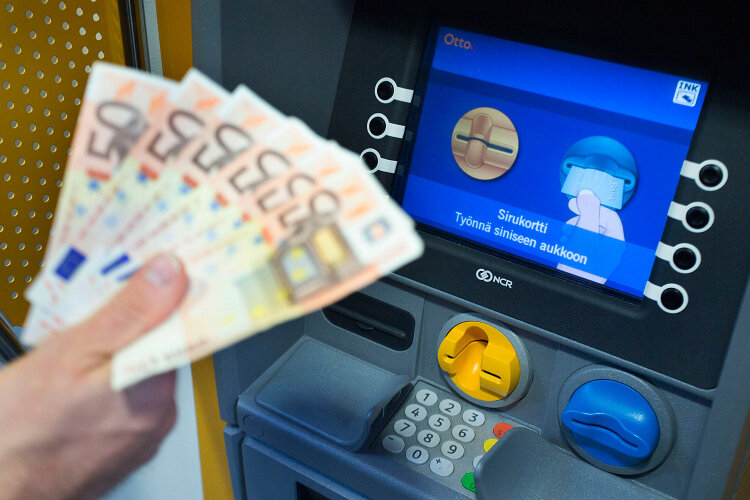 Vinkkejä eläkevarojen varastamisen estämiseen pankkiautomaatilla