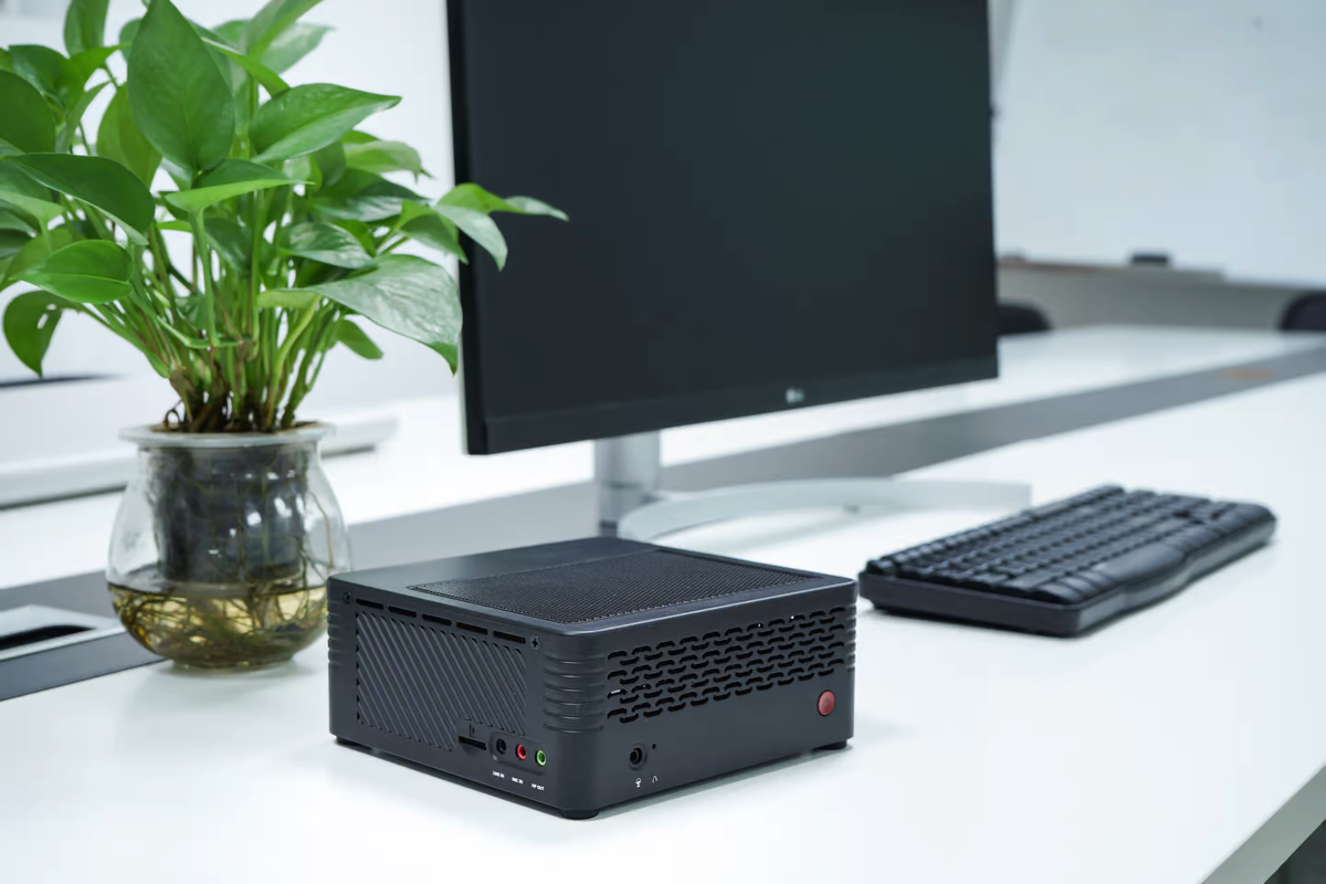 Tämä Windows 11 Pro -käyttöjärjestelmällä varustettu mini-PC maksaa 60 euroa ja kilpailee 10 kertaa kalliimpien PC-tietokoneiden kanssa